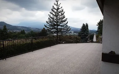 Before and after deck resurfacing project 10