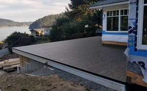 Celsky completed vinyl sundeck and railing project gallery 11